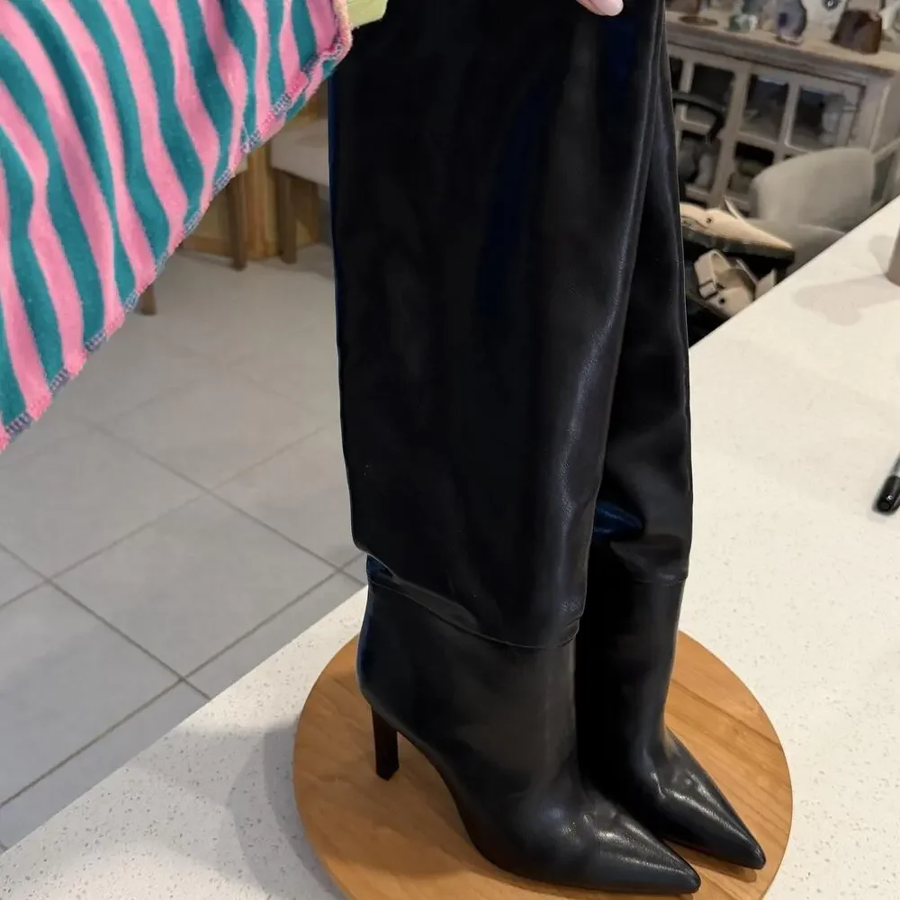 Femme Los Angeles 9 The Soho Boots in Nero Knee High Leather Pointed Stiletto